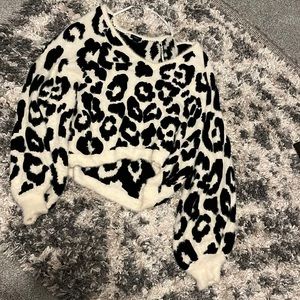 Cheetah Print Crop Top Sweater